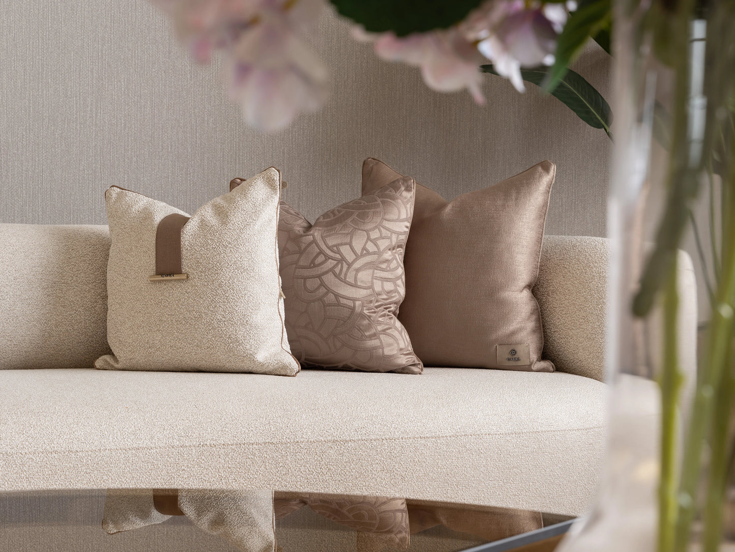 Calista Sofa Set – cushions on zoom view