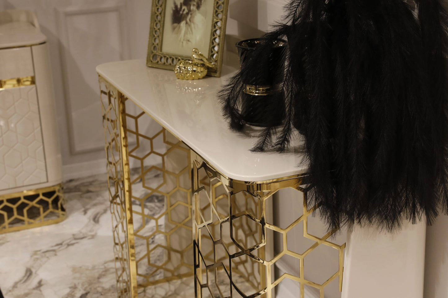 Flamingo Luxury Dining Set : Cream - Sleek Console Table Top Area | Luxe Life Furniture