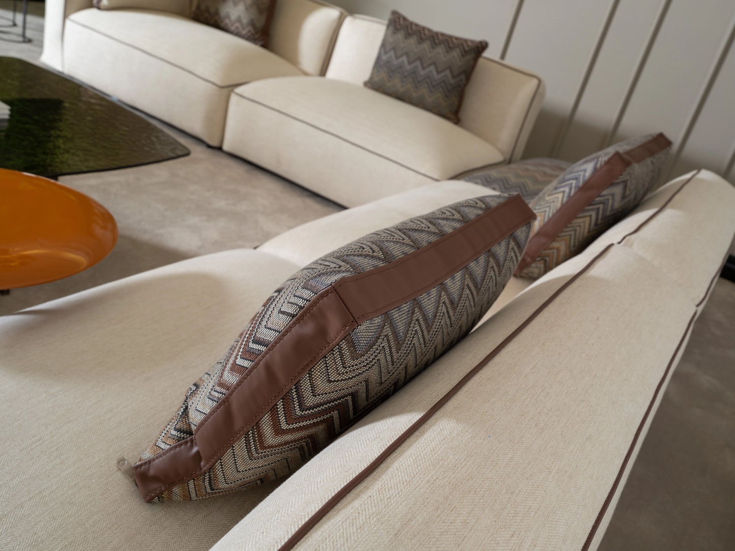 Moka sofa set showing the cousins on top of it with zoom view