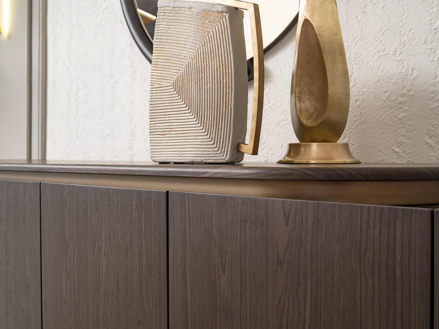 Nobu Dining Set