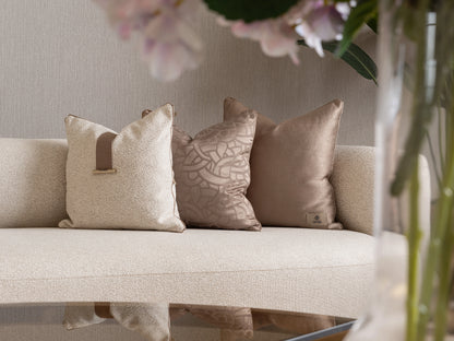 Calista Sofa Set – cushions on zoom view 