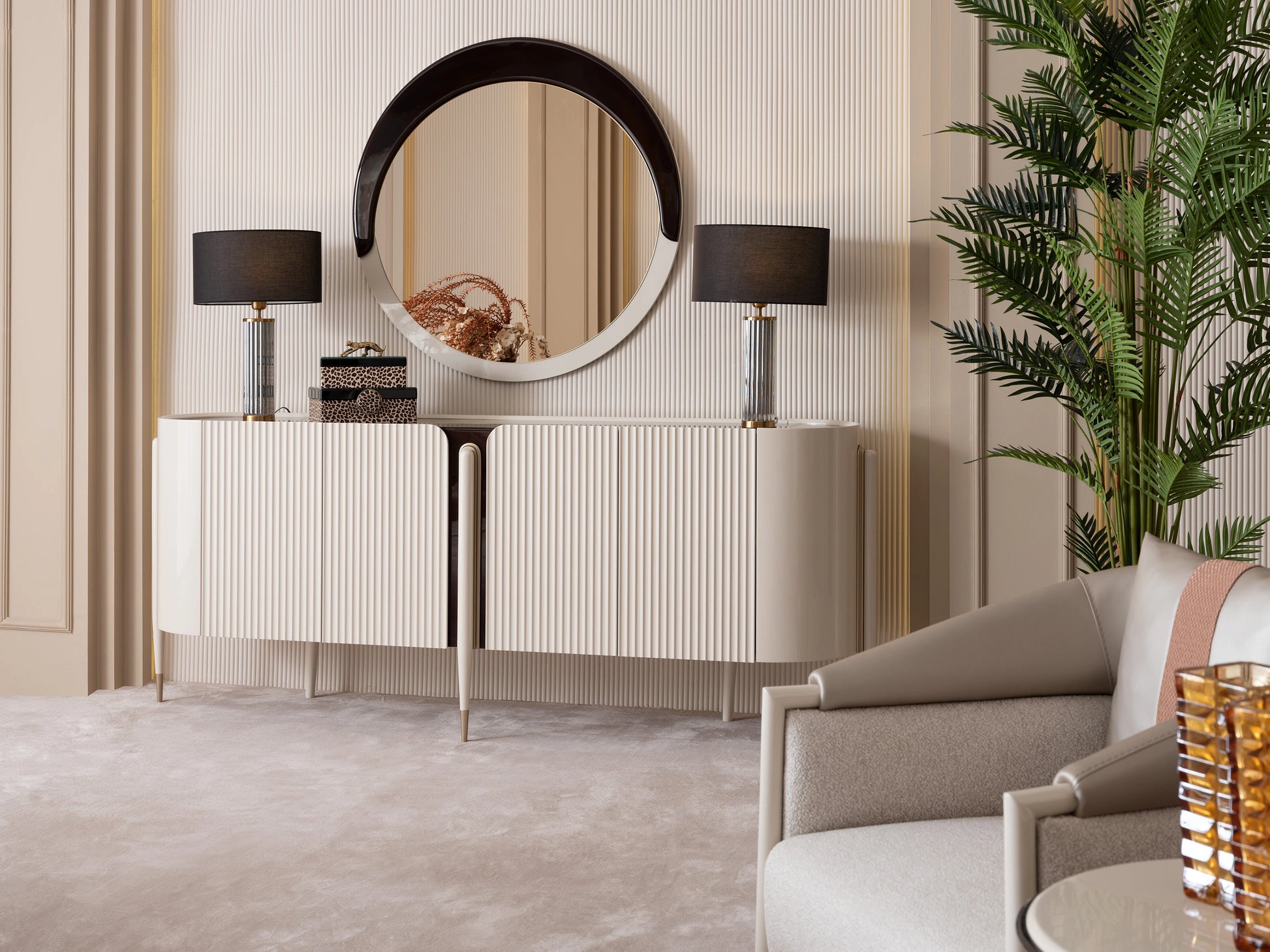 Florence dining set – the sideboard item with mirror