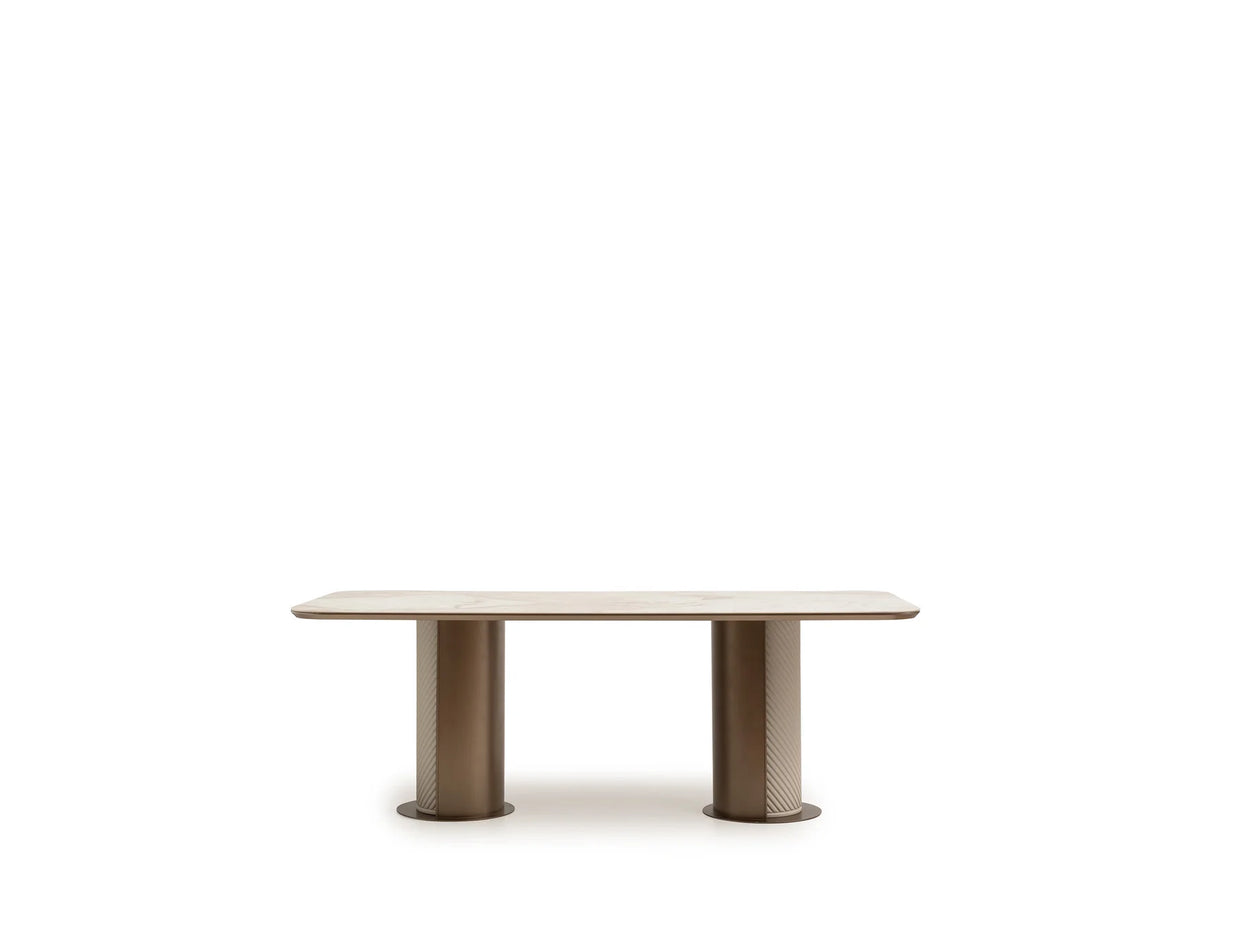 Essenza Dining Table