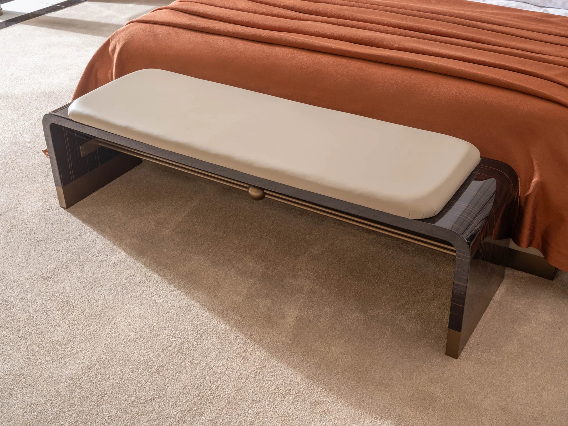 Zenith Bench