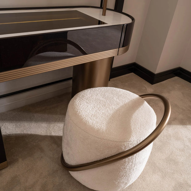 Zenith Pouf