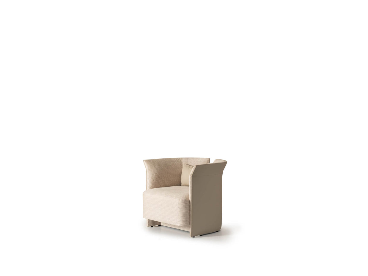 Zenith Luxury Armchair