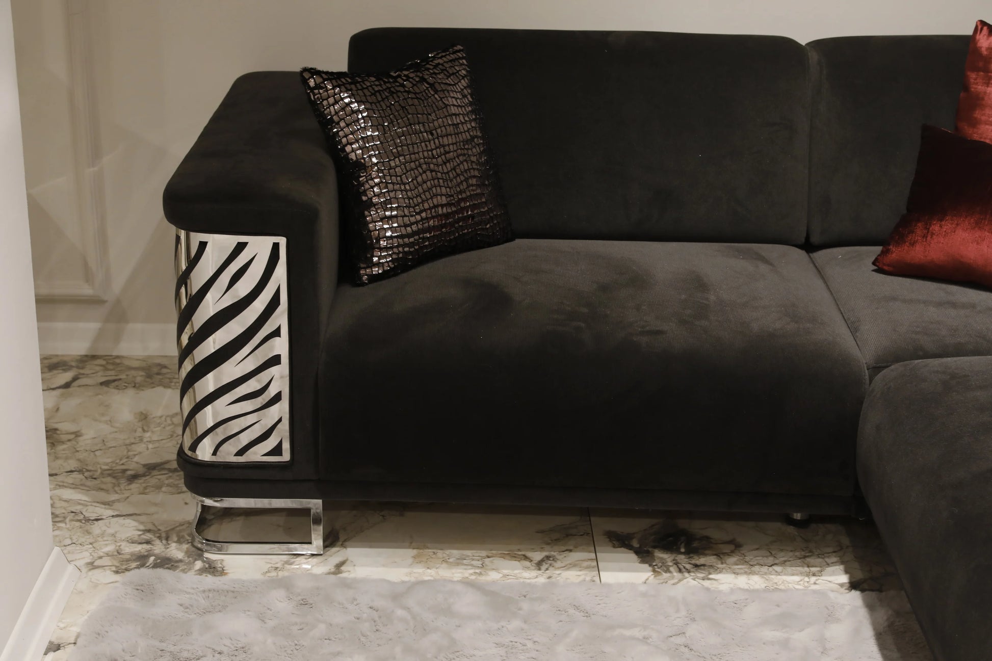 Monticelli Corner Sofa: Luxe Life Furniture