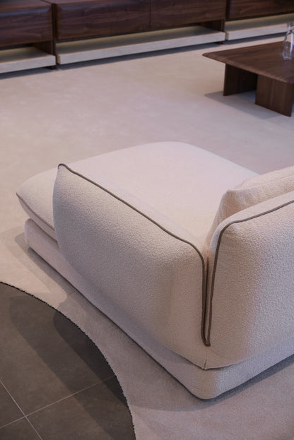 Loretta arm module for ultimate comfort in UK homes