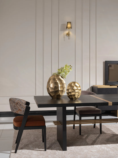 Sophisticated dinner party setup with Pietra set,showing side part