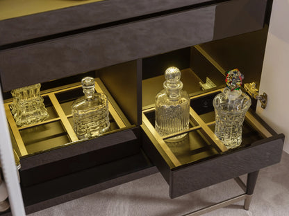 decorative accessories styled on Senato Bar which is part of dining set