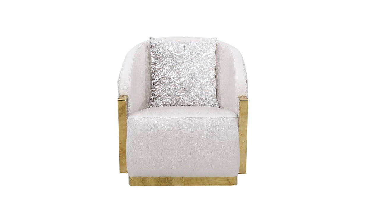 Como Armchair: Sleek Design, Cozy Comfort | Luxe Life Furniture
